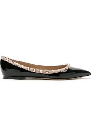 VALENTINO GARAVANI Rockstud patent leather ballerina shoes