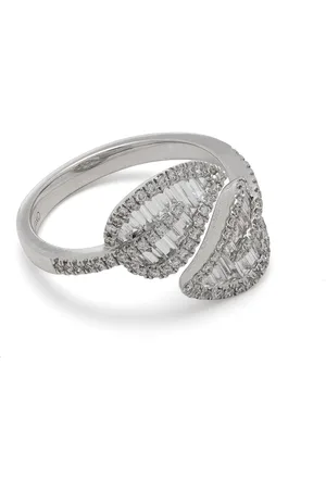 Anita 18kt white gold medium diamond leaf ring