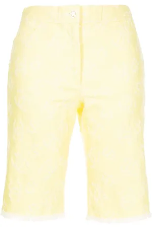 CHANEL 2006 broderie anglaise logo bermudas