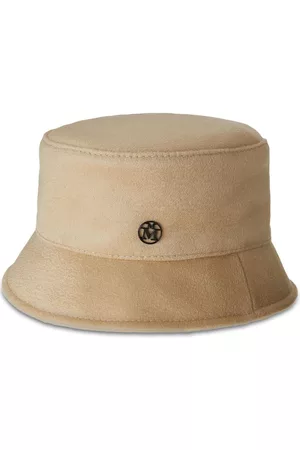 Le Mont St Michel Axel logo-detail bucket hat