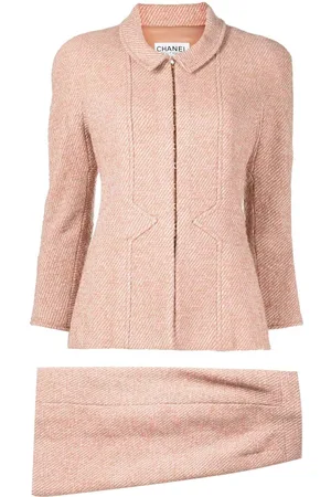 CHANEL 1996 bouclé two-piece skirt suit
