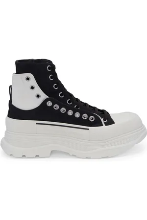Alexander McQueen Tread Slick lace-up fastening boots