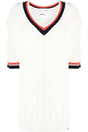 pushBUTTON Three-quarter sleeve cable-knit top