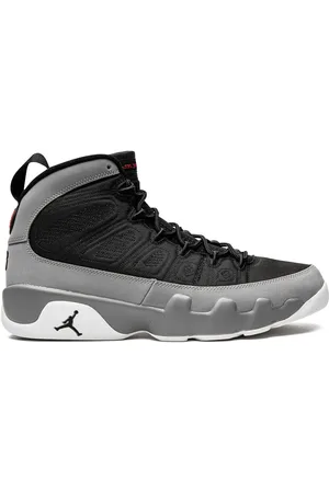 Jordan Air 9 Retro "Particle Grey" sneakers