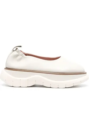 SUNNEI Round-toe leather ballerina shoes