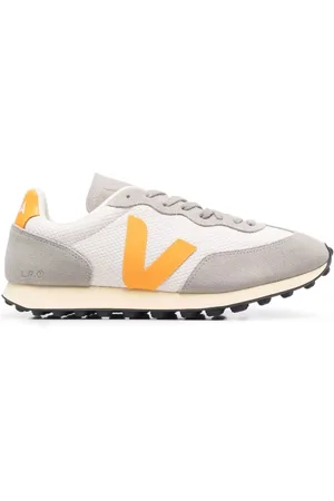 Veja Logo-patch low-top sneakers