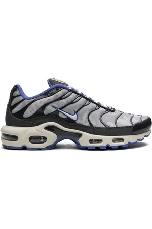 Nike Air Max Plus SE "Social F.C." sneakers
