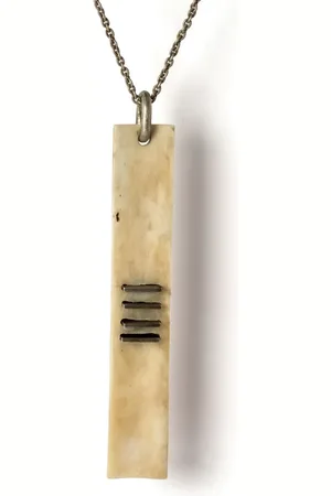 PARTS OF FOUR Plate Slab bone necklace