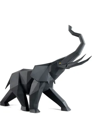 LLADRÒ Elephant sculpture