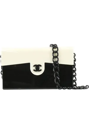CHANEL 2000 CC chain shoulder bag