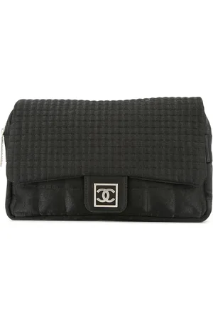 CHANEL 2005-2006 square square quilted backpack