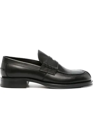 Black flat hot sale shoes sale