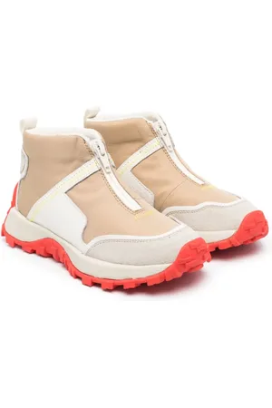 Camper Round-toe zipped boots