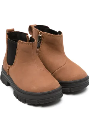 UGG Ashton logo-embossed leather boots