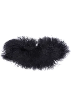 P.A.R.O.S.H. Detachable goat fur collar