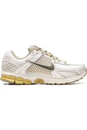 Nike Zoom Vomero 5 "Light Bone/Medium Olive" sneakers
