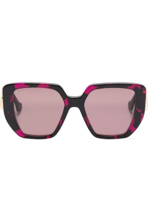 Gucci Logo-plaque oversize sunglasses