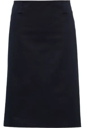 Miu Miu Straight appliqué-logo skirt