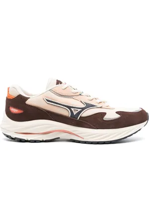 Mizuno shoes outlet dubai