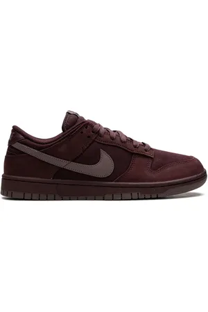 Nike Dunk Low "Burgundy Crush" sneakers