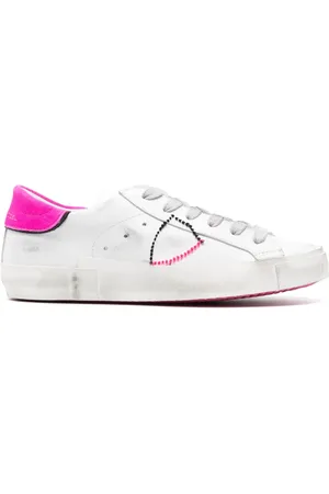 Philippe model Paris logo-patch sneakers