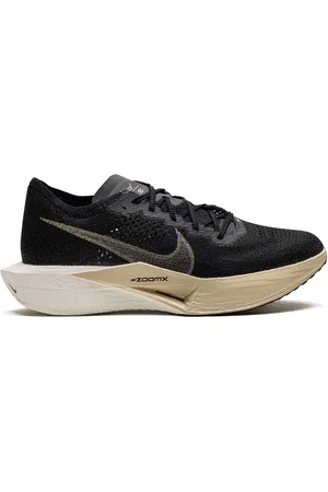 Nike zoom clearance vaporfly 4 dubai