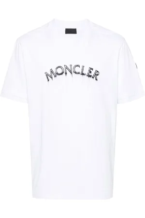 Moncler t shirt and shorts best sale