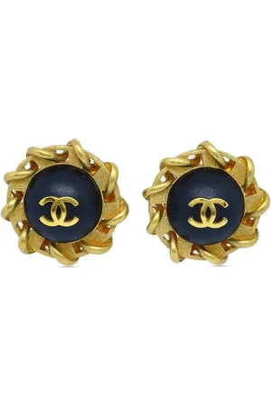 CHANEL 1994 Interlocking CC clip-on earrings