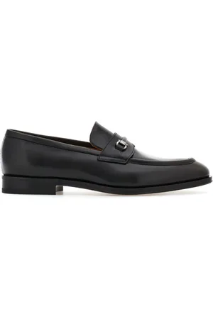 Salvatore Ferragamo Gancini-details leather loafers