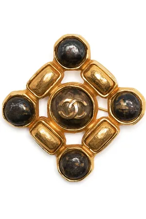 CHANEL CC stone brooch