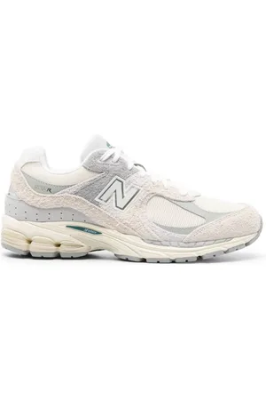 Discounted new balance outlet shoes