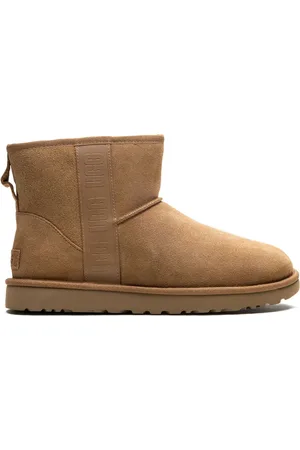 UGG Logo-tape ankle boots