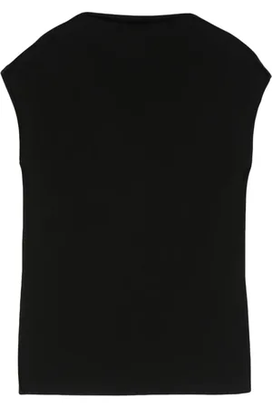 Closed Straight-neck tank top