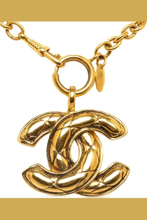 Diamond chanel store pendant