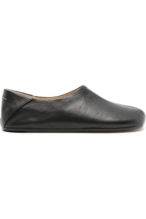 Maison Margiela Asymmetric-toe leather slippers
