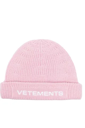 Vetements Embroidered-logo knitted beanie