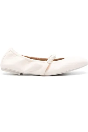 Stuart Weitzman Goldie leather ballerina shoes