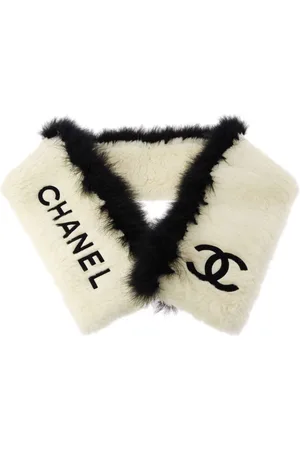 CHANEL 1990-2000s logo-appliqué shawl scarf