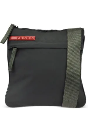 Prada Pre-Owned 2000-2015 enamel triangle logo lightweight crossbody bag - Black
