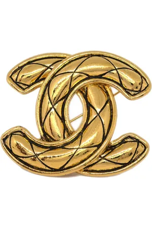 CHANEL 1990-2000s CC diamond-quilted brooch