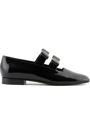 Giorgio Armani Leather bow detailing loafers