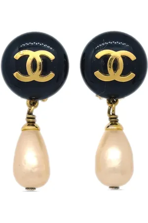 CHANEL 1994 CC faux-pearl dangle clip-on earrings