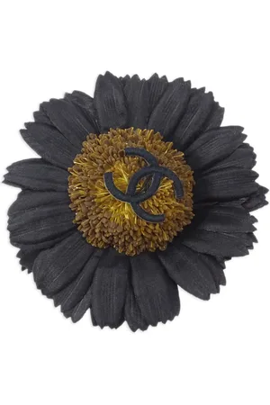 CHANEL 1990-2000s CC sunflower brooch