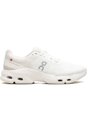 On Running Cloudpulse "Undyed/Frost" sneakers