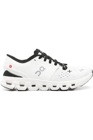 On Running Cloud X 4 sneakers