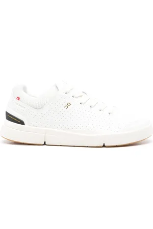 On Running The Roger sneakers