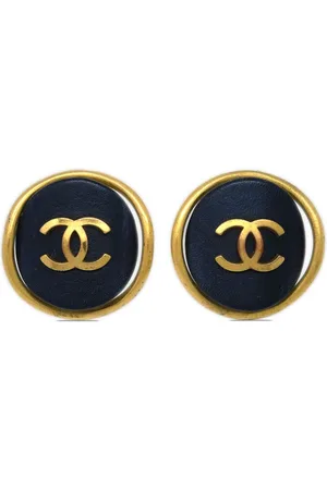 CHANEL 1993 CC button clip-on earrings