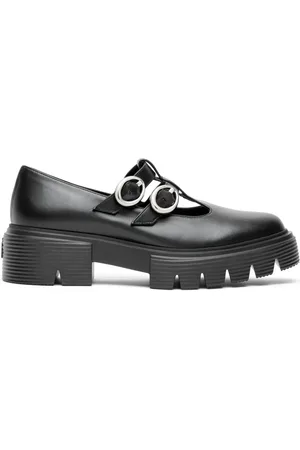 Stuart Weitzman Nolita pumps