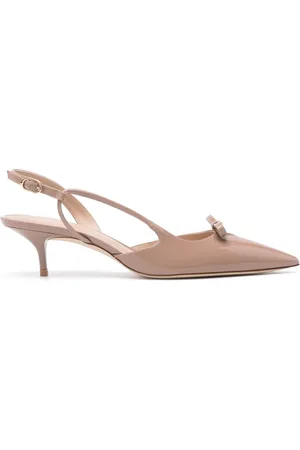 Stuart Weitzman 50mm Tully pumps