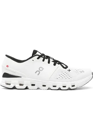 On Running Cloud X 4 sneakers